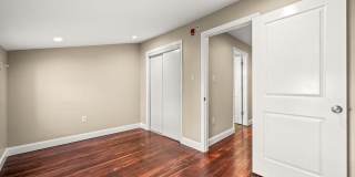 980 N LAWRENCE STREET Gallery 21