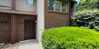 3 Bedroom 2.5 Bath Townhouse Gallery 1