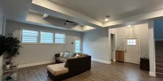 2BED / 1BATH Condo/Townhome For Lease! Available NOW! Gallery 7