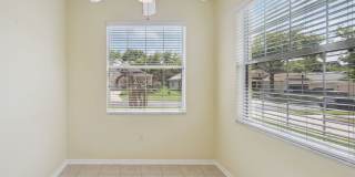 Available Now! 2/2 55+ Gated Community! Gallery 10