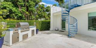 8900 Bay Dr Gallery 24