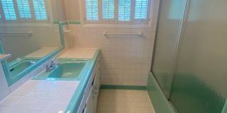 Charming 4 BR, 2 BA, Close to MTSU, 1 Car Garage, Large Carport Gallery 15