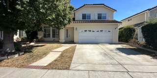 Beautiful 4 Bedroom, 2.5 Bath Tracy Home Gallery 1