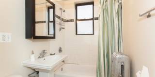 434 W Surf St Gallery 8