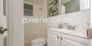 7230 Lincoln Park Lane Gallery 12