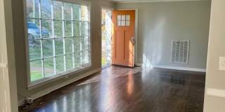 1807 Riverside Drive Gallery 4