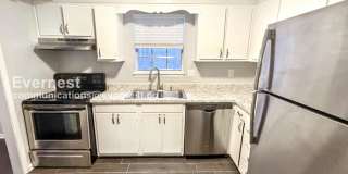 2201 Montreat Circle Gallery 1