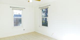 3040-3042 Douglas Ave Gallery 8