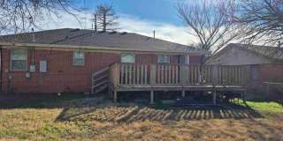 2209 NW Smith - AVAILABLE NOW! Gallery 14