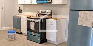 Nice 2 bed in Lower Allston Gallery 1