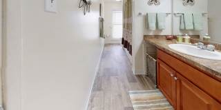 Lakeview Apartments Gallery 15