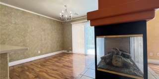 7645 Rustic Galleon Street Gallery 10