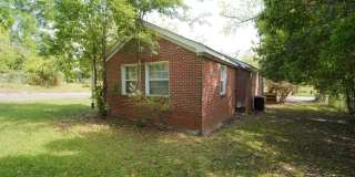 3 Bed / 1 Bath Brick Home near FAMU/Downtown Gallery 5