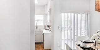 Sheridan Ocean Club Apartments Gallery 53