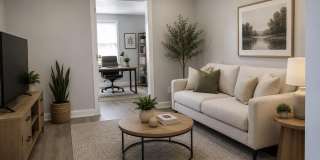 118 E MAPLE Avenue Gallery 1