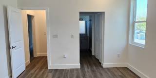 3609 N 53rd St Gallery 7