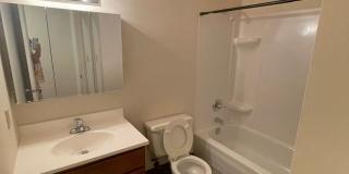 Willow Creek Apartments Gallery 13