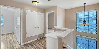 Lovely Upgraded 2-story Townhouse w/ Attached Garage, Guest Bathroom and Fireplace! Gallery 14