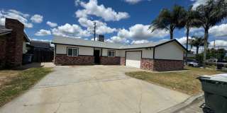 1104 Lincolnwood Circle Gallery 1