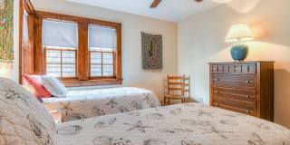 26 Atlantic Avenue Gallery 33