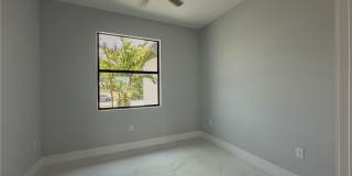 417 Paddock Street Gallery 27