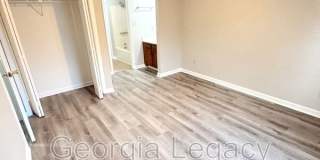 1688 Prince Avenue Gallery 6