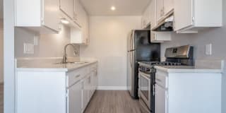 Ascot Park Apartments Gallery 11