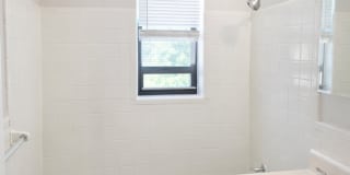 2026 Move-In Special – $500 LEASE SIGNING BONUS!! Top-Floor 2-Bedroom Condo in Southwest DC – Remodeled & Move-In Ready!! Gallery 19