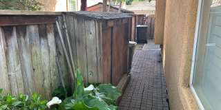Beautiful Brookside Home 3 Bedroom/2 Bath Gallery 7