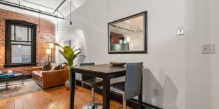 19 Stanhope Gallery 10