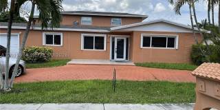 18105 NW 81st Ct Gallery 1