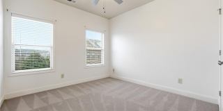 7809 Laurel Crest Drive Gallery 16