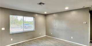 142 Harry Avenue S Gallery 9