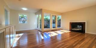 Charming three-bedroom, two-bath home in Midtown Palo Alto. Gallery 12