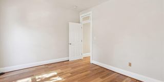 14 SEATON Place NW Gallery 19