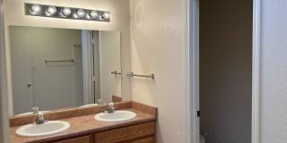 504 De Soto Street Southeast - 1 Gallery 8