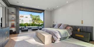 418 N Sweetzer Ave Gallery 9