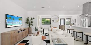 8246 NE 2nd Ct MIAMI, FL 33138 Gallery 7