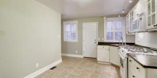 1020 W LOMBARD Street Gallery 8