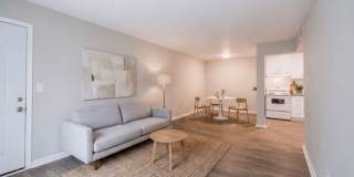 2006 Northlake Parkway Gallery 1