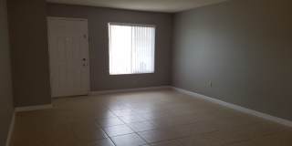 Spacious 2-Bedroom, 2-Bathroom Condo in Winter Haven Gallery 3