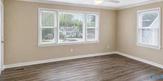 3912 Pine Avenue Gallery 3