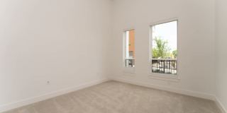 Lyle Apartments Gallery 1