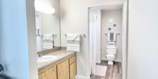 Riverstone Apartments Gallery 18