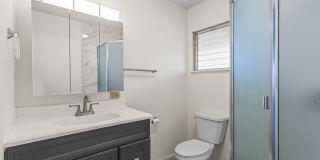 Renovated Tropic Gardens Town House for rent! Gallery 23