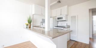 15925 Victory Blvd. Gallery 6
