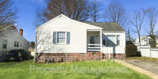 7418 Wentworth Avenue Gallery 2