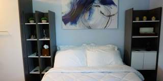 Furnished 2 bedroom Condo with view of Lake Union Gallery 29