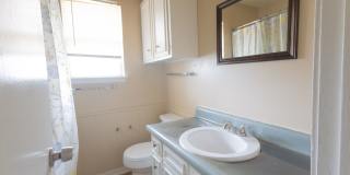 Charming 4BR House in Live Oak Gallery 14