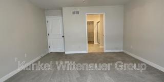 808 Applewoood Creek Drive Gallery 20